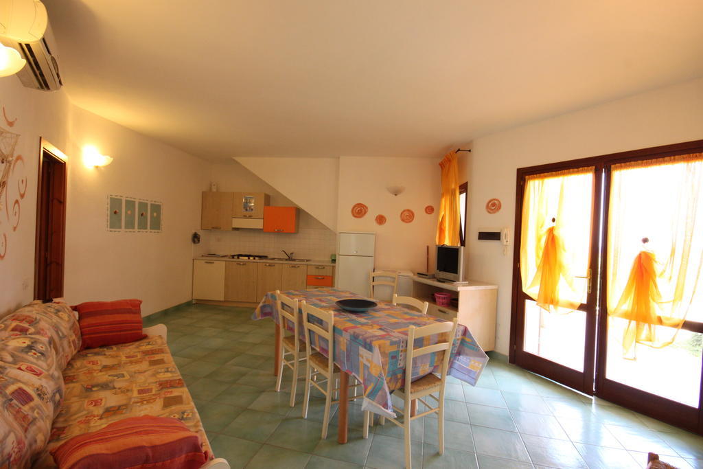 Aparthotel Residenza Lucia Santa Teresa Gallura Exterior foto