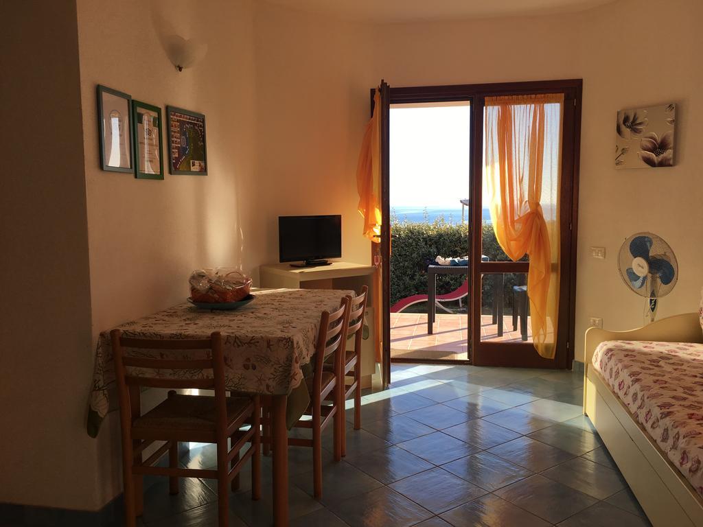 Aparthotel Residenza Lucia Santa Teresa Gallura Exterior foto