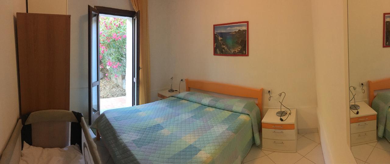 Aparthotel Residenza Lucia Santa Teresa Gallura Exterior foto