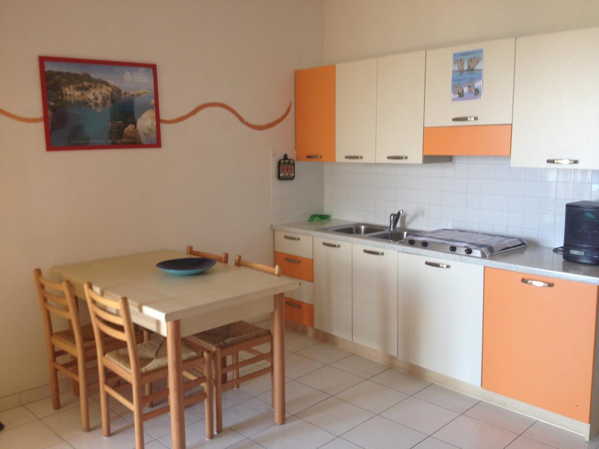 Aparthotel Residenza Lucia Santa Teresa Gallura Exterior foto